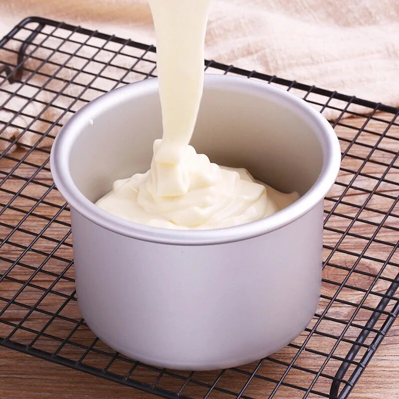 Forma do ciasta z solidnym dne – Kitchen Baking Tins recenzja i cena